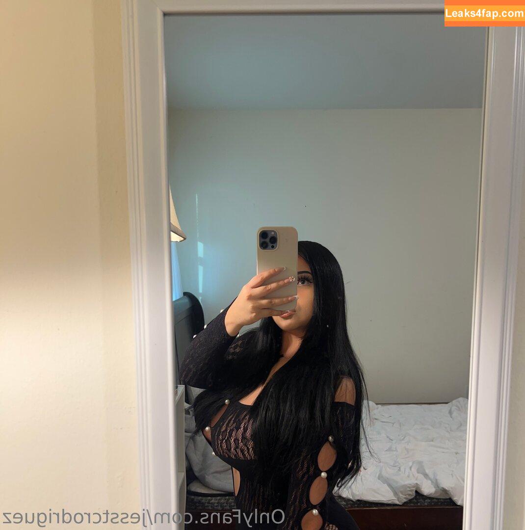 jesstcrodriguez / jessrodiz leaked photo photo #0014