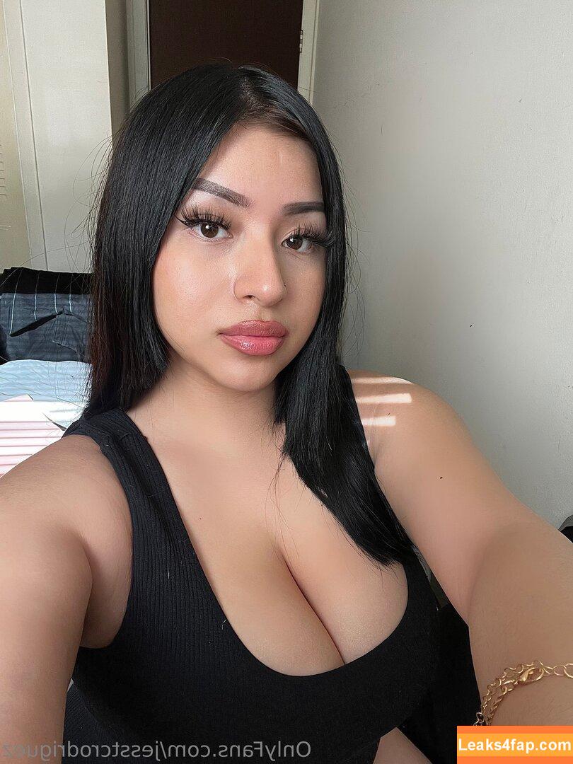 jesstcrodriguez / jessrodiz leaked photo photo #0016