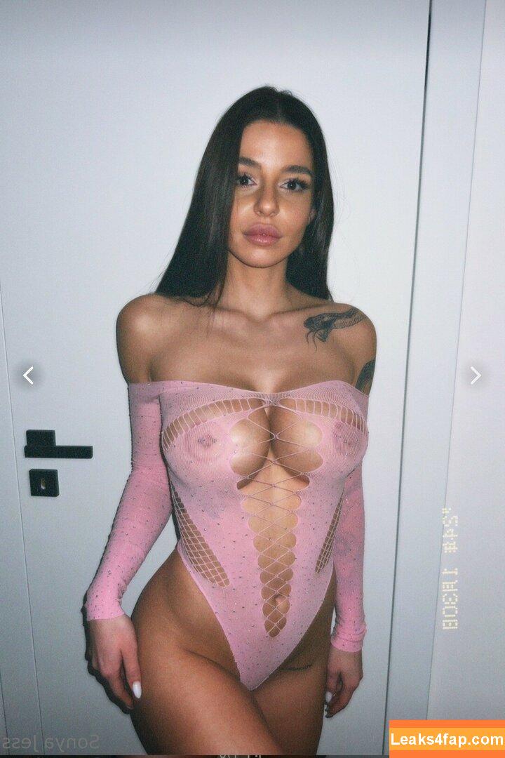 JessWantsMore / sonya_jess / sonyaprots leaked photo photo #0111