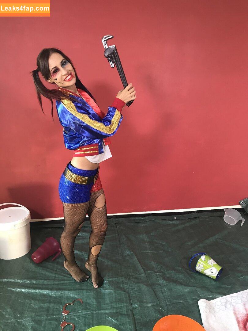 jesswestxxx / jesswestxx.x leaked photo photo #0231