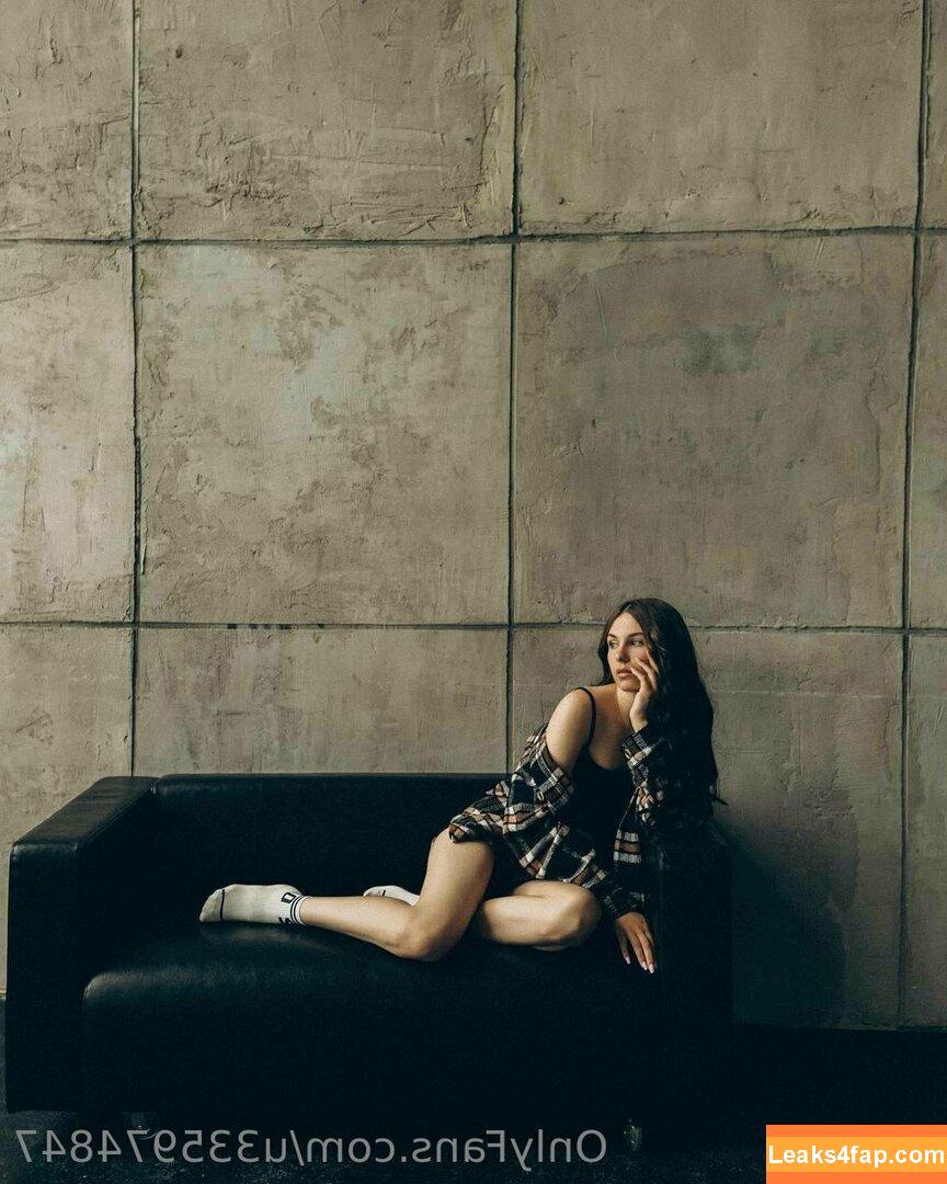 jessy_nanny / jessi_nanny leaked photo photo #0003