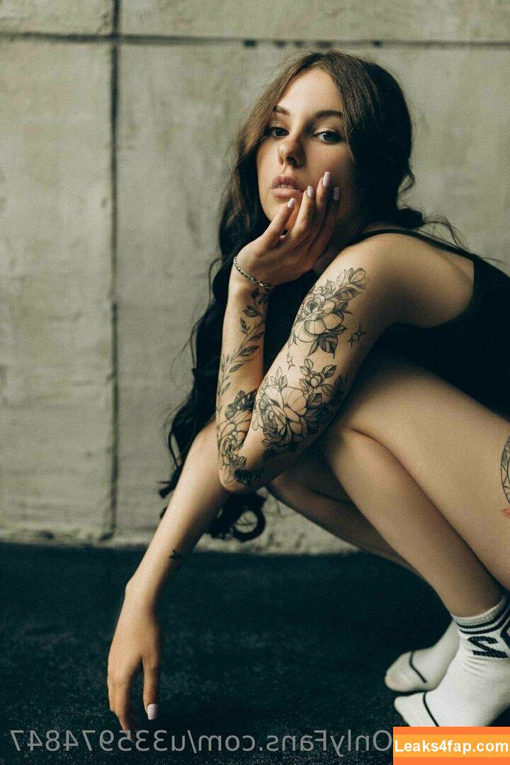 jessy_nanny / jessi_nanny leaked photo photo #0021