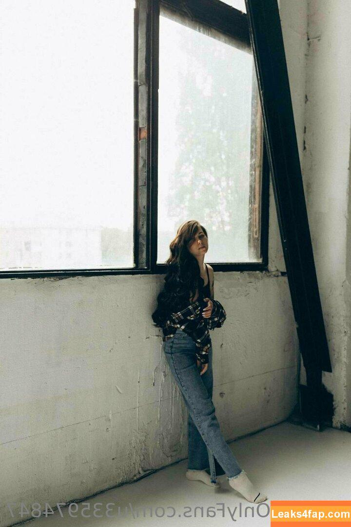 jessy_nanny / jessi_nanny leaked photo photo #0022