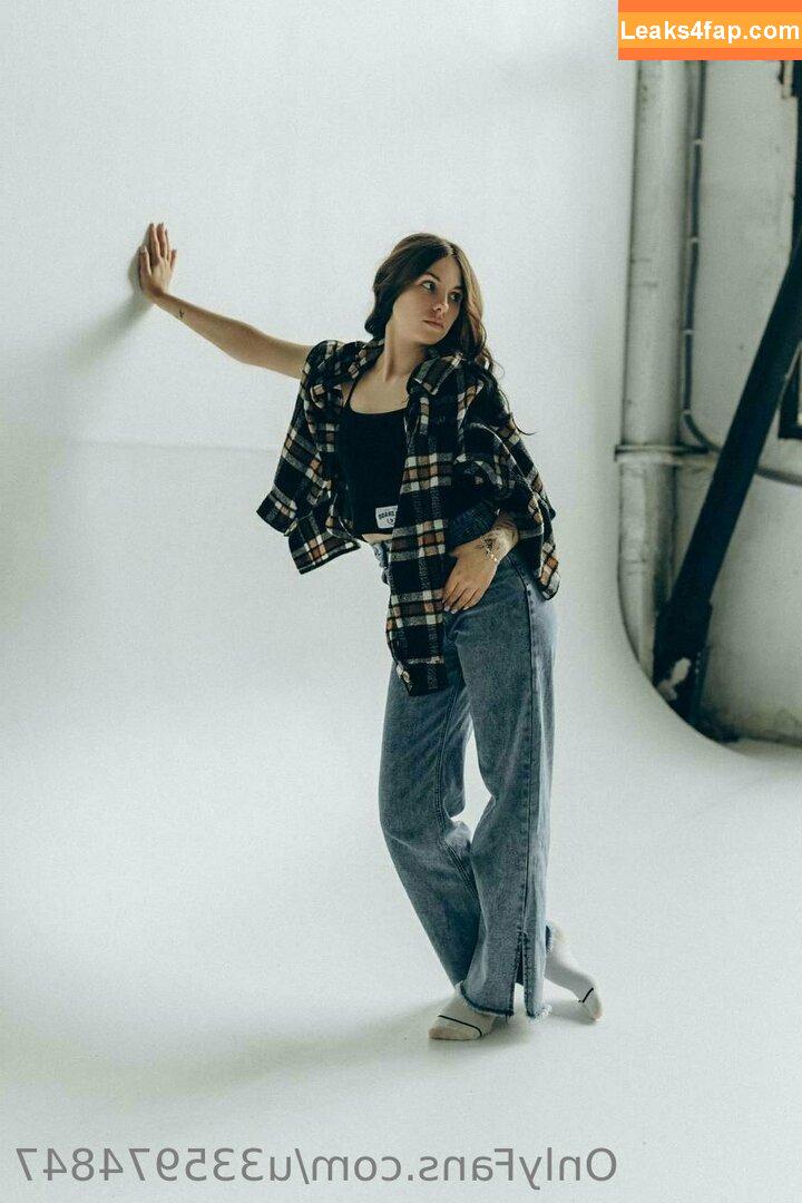 jessy_nanny / jessi_nanny leaked photo photo #0032