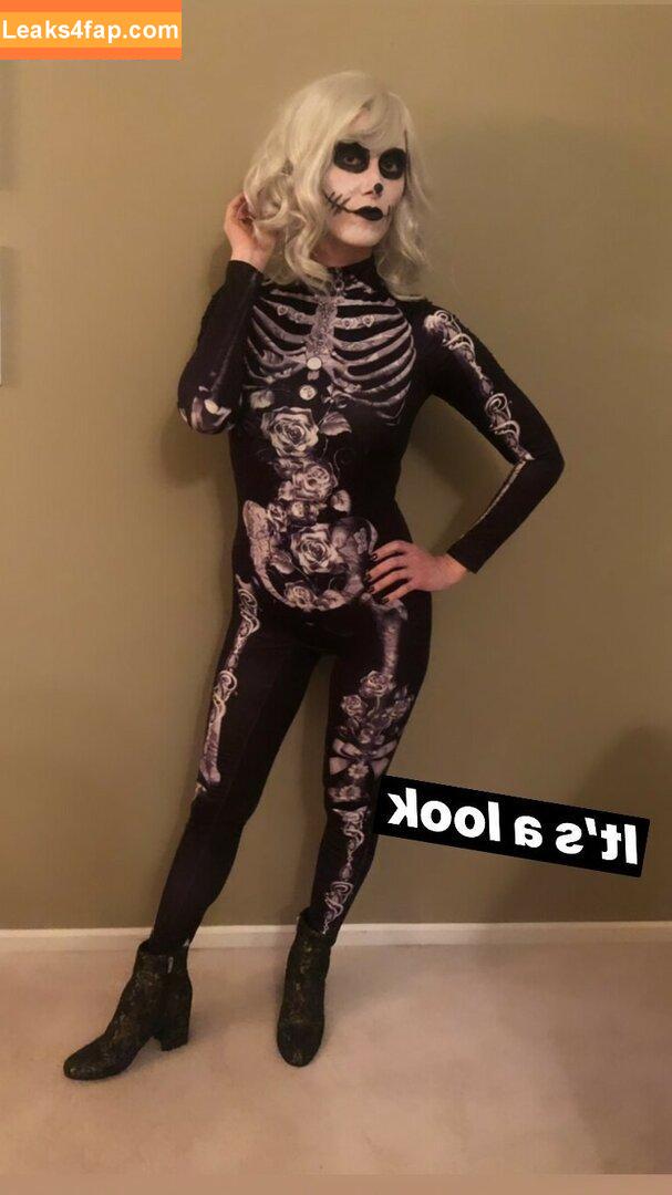 Jewel Staite / JewelStaite leaked photo photo #0014