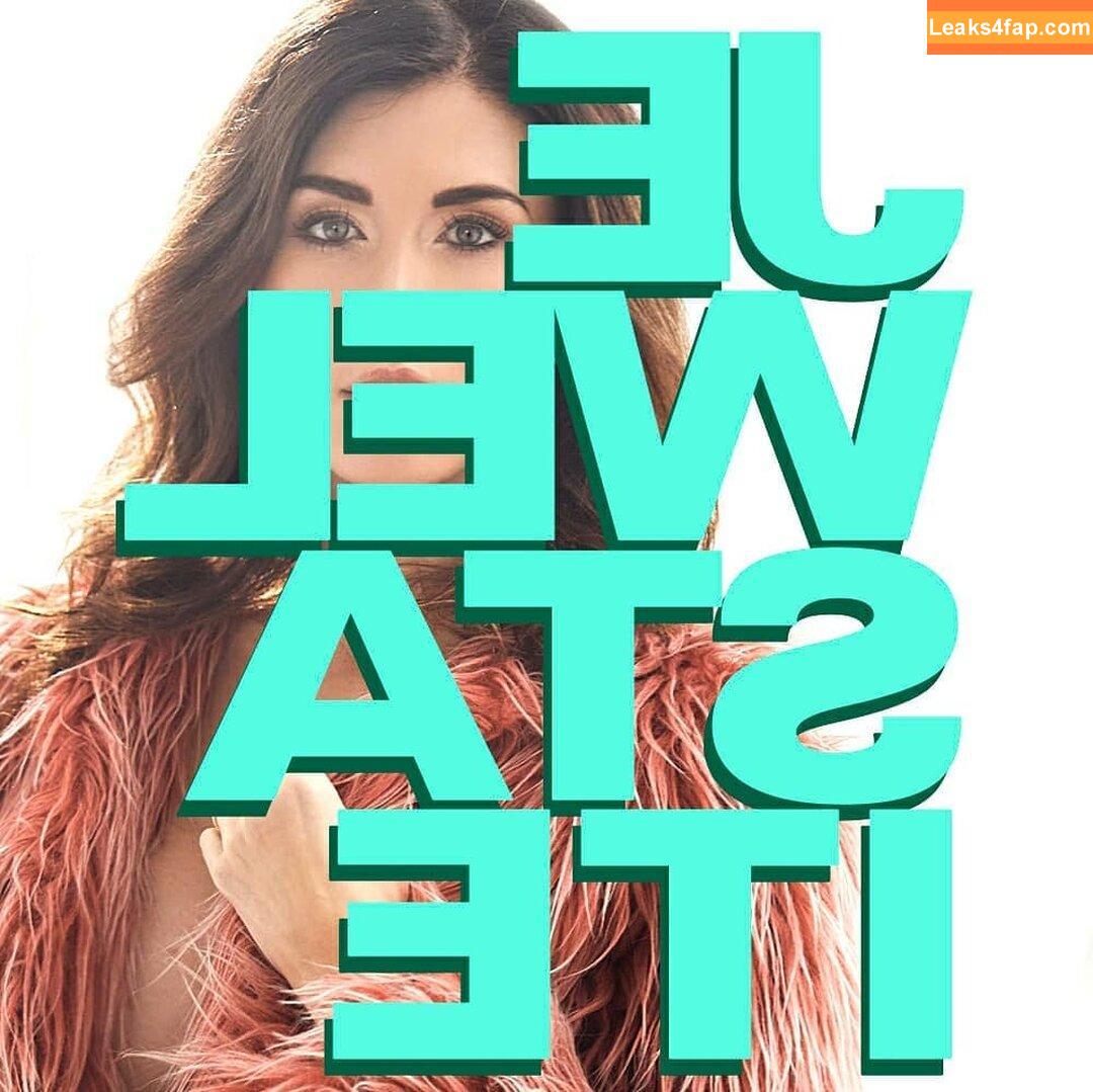 Jewel Staite / JewelStaite leaked photo photo #0383