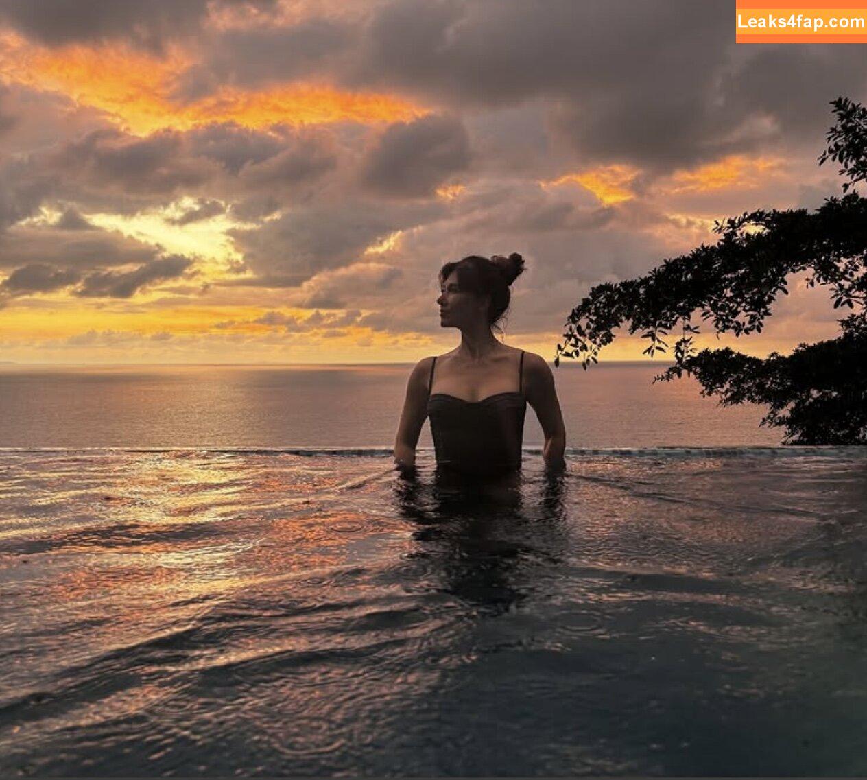 Jewel Staite / JewelStaite leaked photo photo #0494