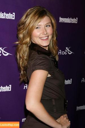 Jewel Staite photo #0365