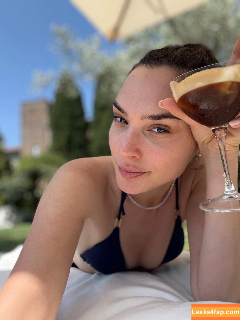 Jewish Girls / jewishgirlstravel / jewishyogagirl leaked photo photo #0012