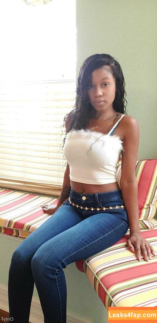 jezabelvisser / jezabelvessir_finest leaked photo photo #0029