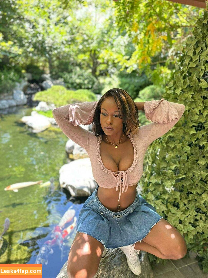 jezabelvisser / jezabelvessir_finest leaked photo photo #0195
