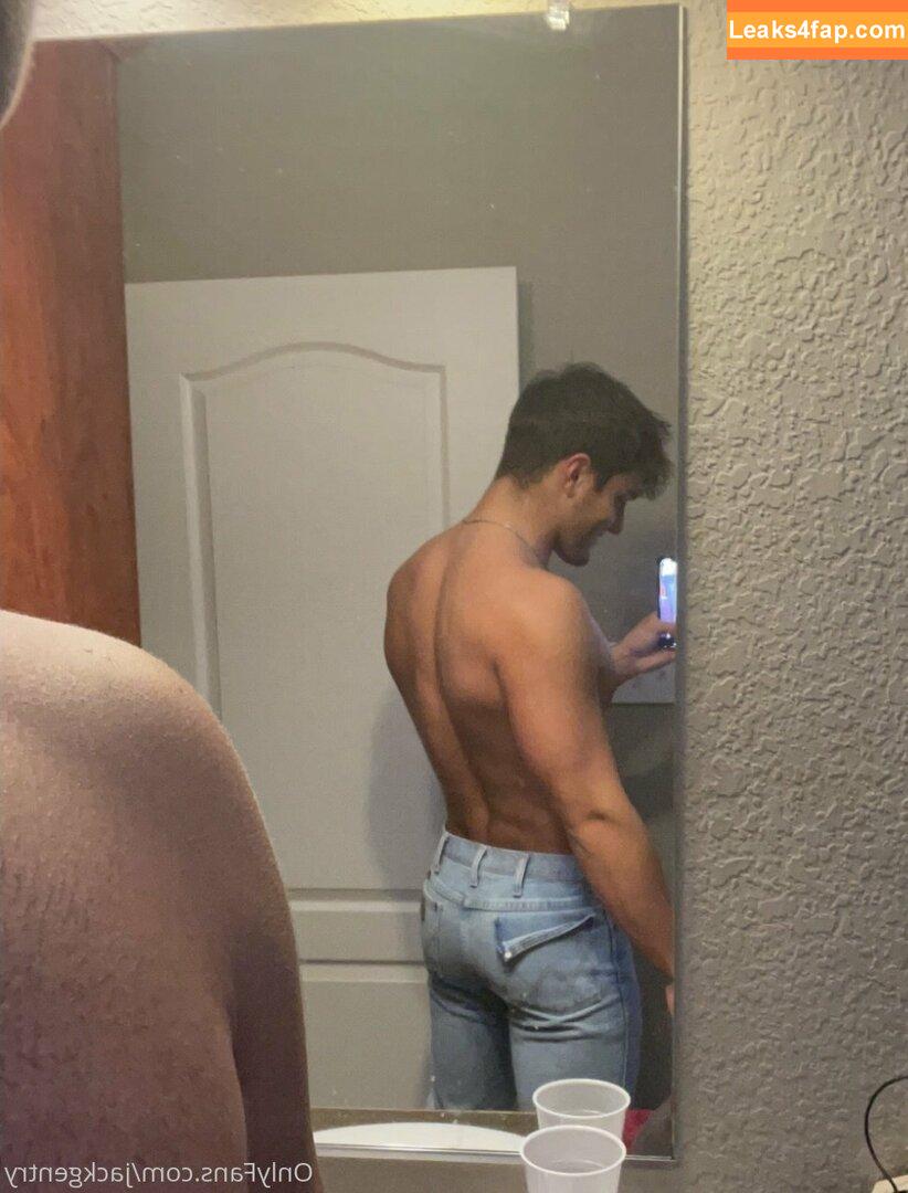 jfit98 / jt_thefiredog leaked photo photo #0001