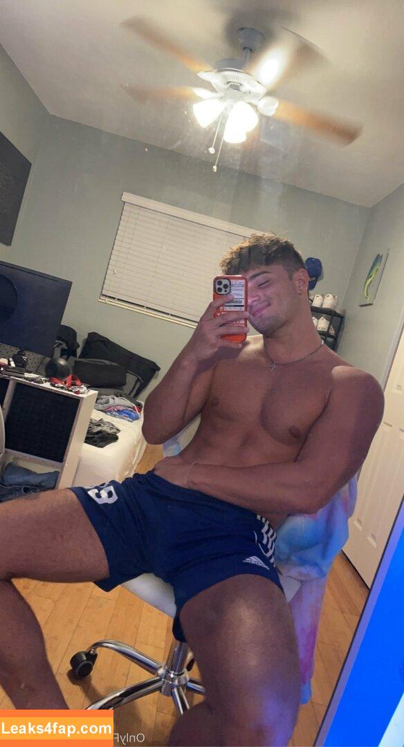 jfit98 / jt_thefiredog leaked photo photo #0028