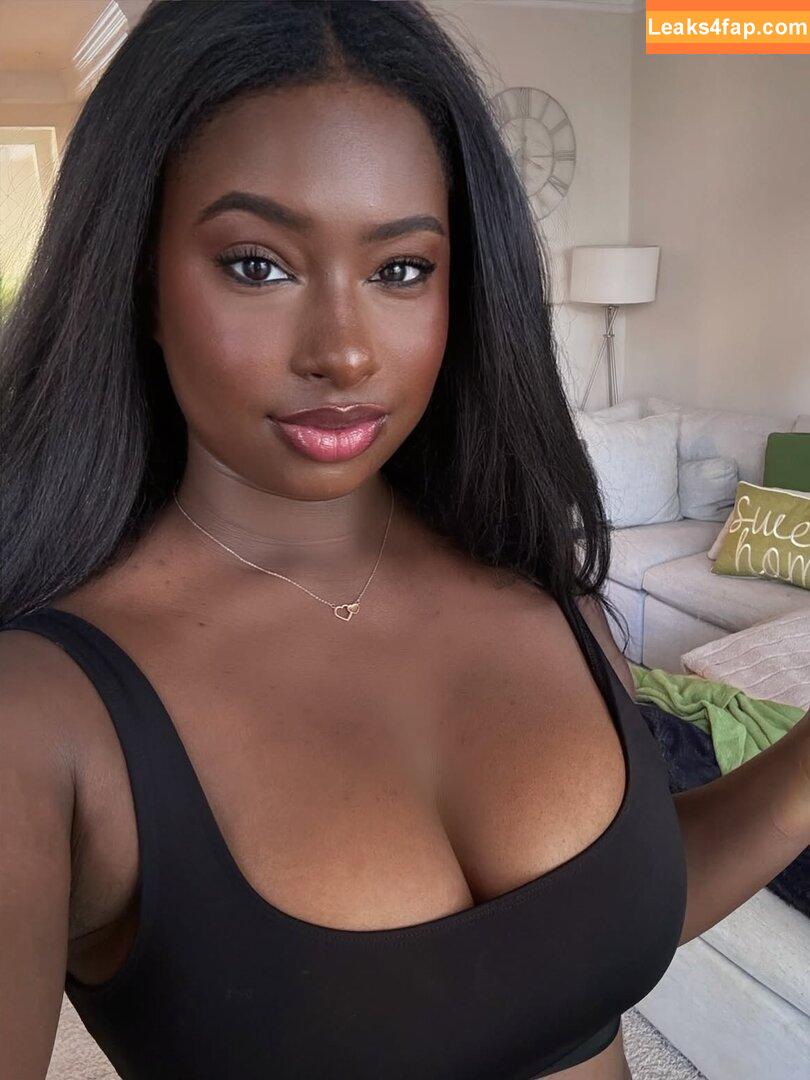 jharionne /  leaked photo photo #0009