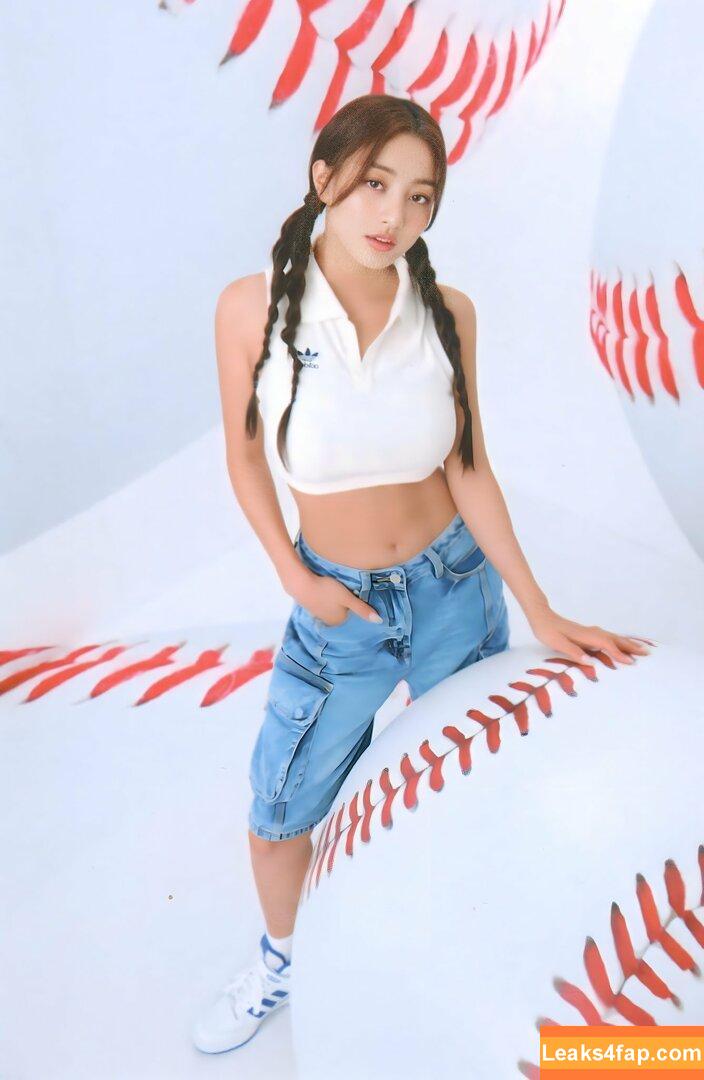 Jihyo / Park Ji-hyo / TWICE / _zyozyo / 박지효 leaked photo photo #0150