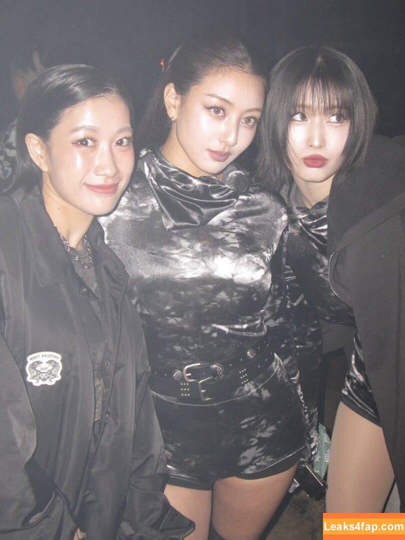 Jihyo / Park Ji-hyo / TWICE / _zyozyo / 박지효 leaked photo photo #0248