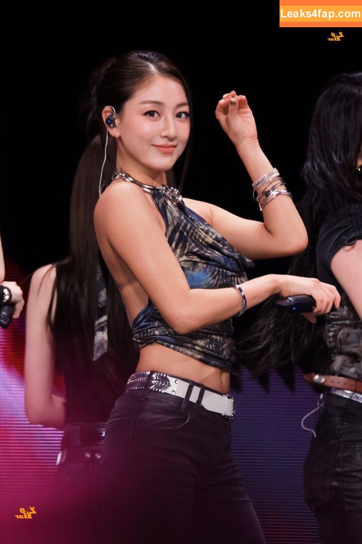 Jihyo / Park Ji-hyo / TWICE / _zyozyo / 박지효 слитое фото фото #0303