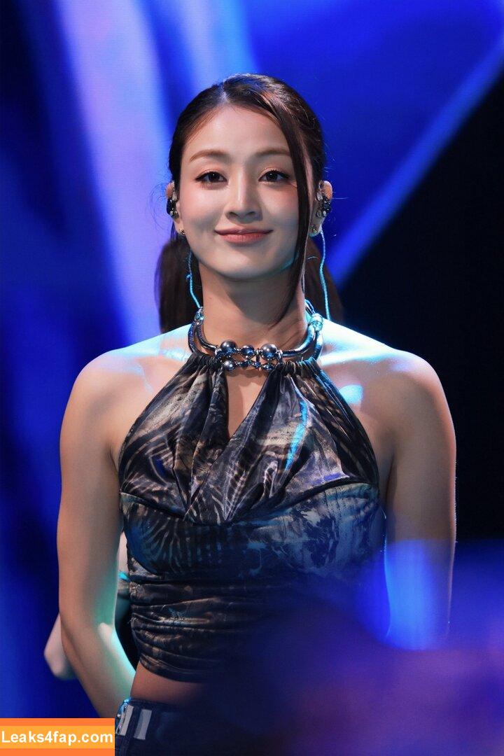 Jihyo / Park Ji-hyo / TWICE / _zyozyo / 박지효 слитое фото фото #0311