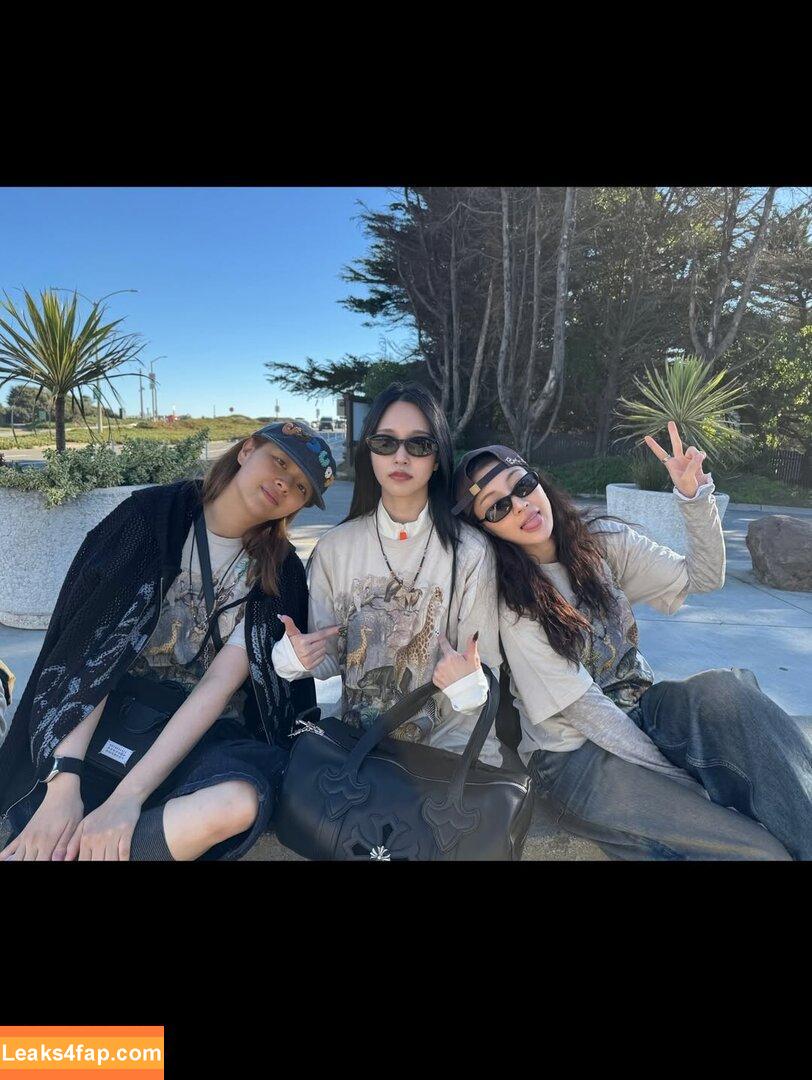 Jihyo / Park Ji-hyo / TWICE / _zyozyo / 박지효 leaked photo photo #0418