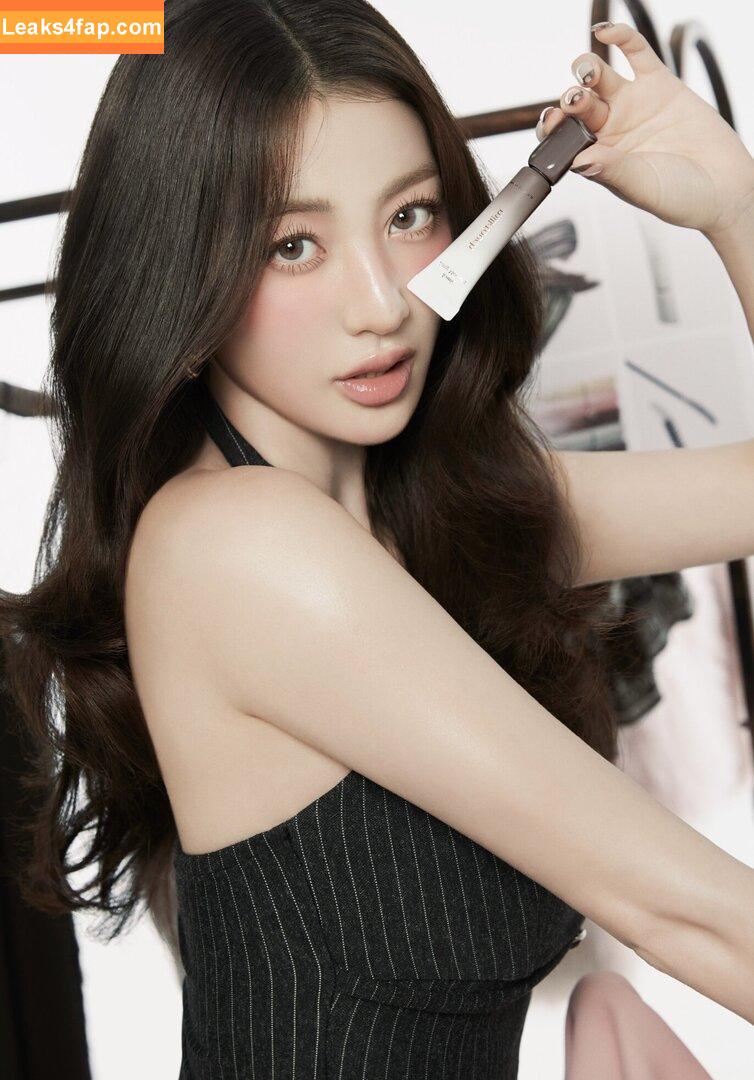 Jihyo / Park Ji-hyo / TWICE / _zyozyo / 박지효 слитое фото фото #0461