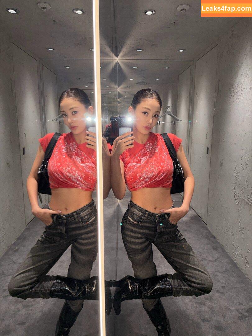 Jihyo / Park Ji-hyo / TWICE / _zyozyo / 박지효 leaked photo photo #0545