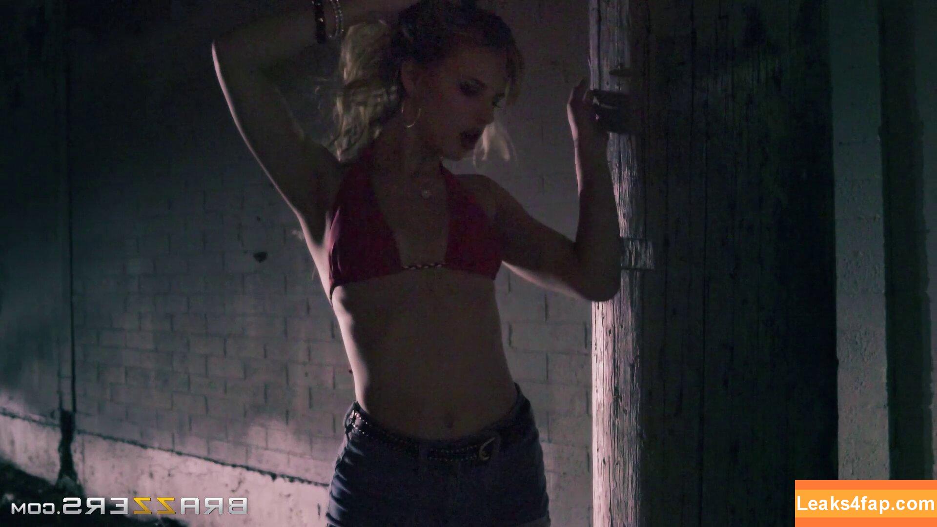 Jillian Janson / Jillian Brookes / jillianjansonofficial / xojillianjanson leaked photo photo #0455