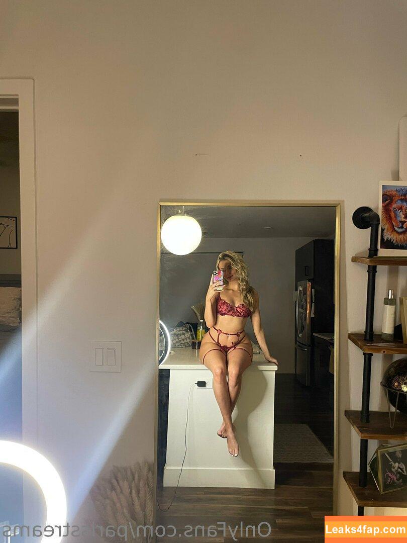 jilliantorres18 / jillianrae1801 leaked photo photo #0037