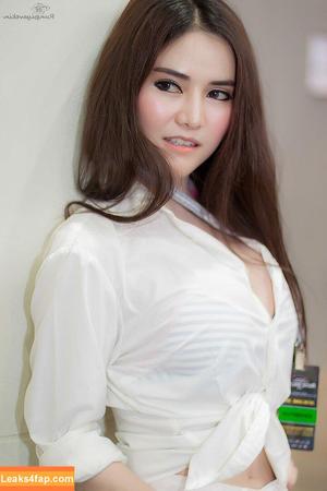Jirarat Chananto photo #0666