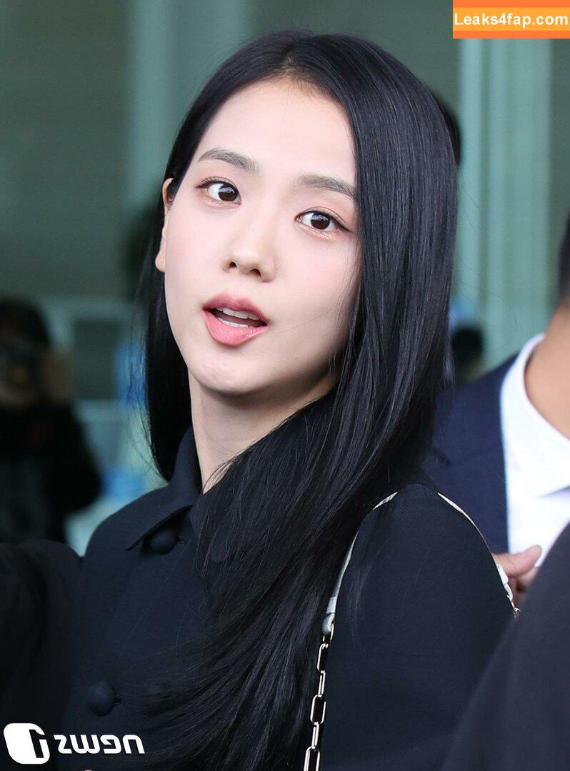 Jisoo / BLACKPINK / qenshizu / sooyaaa__ leaked photo photo #0121