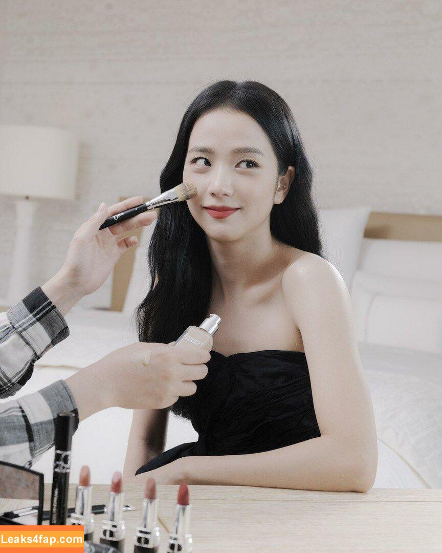 Jisoo / BLACKPINK / qenshizu / sooyaaa__ leaked photo photo #0145