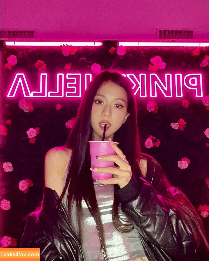Jisoo / BLACKPINK / qenshizu / sooyaaa__ leaked photo photo #0252