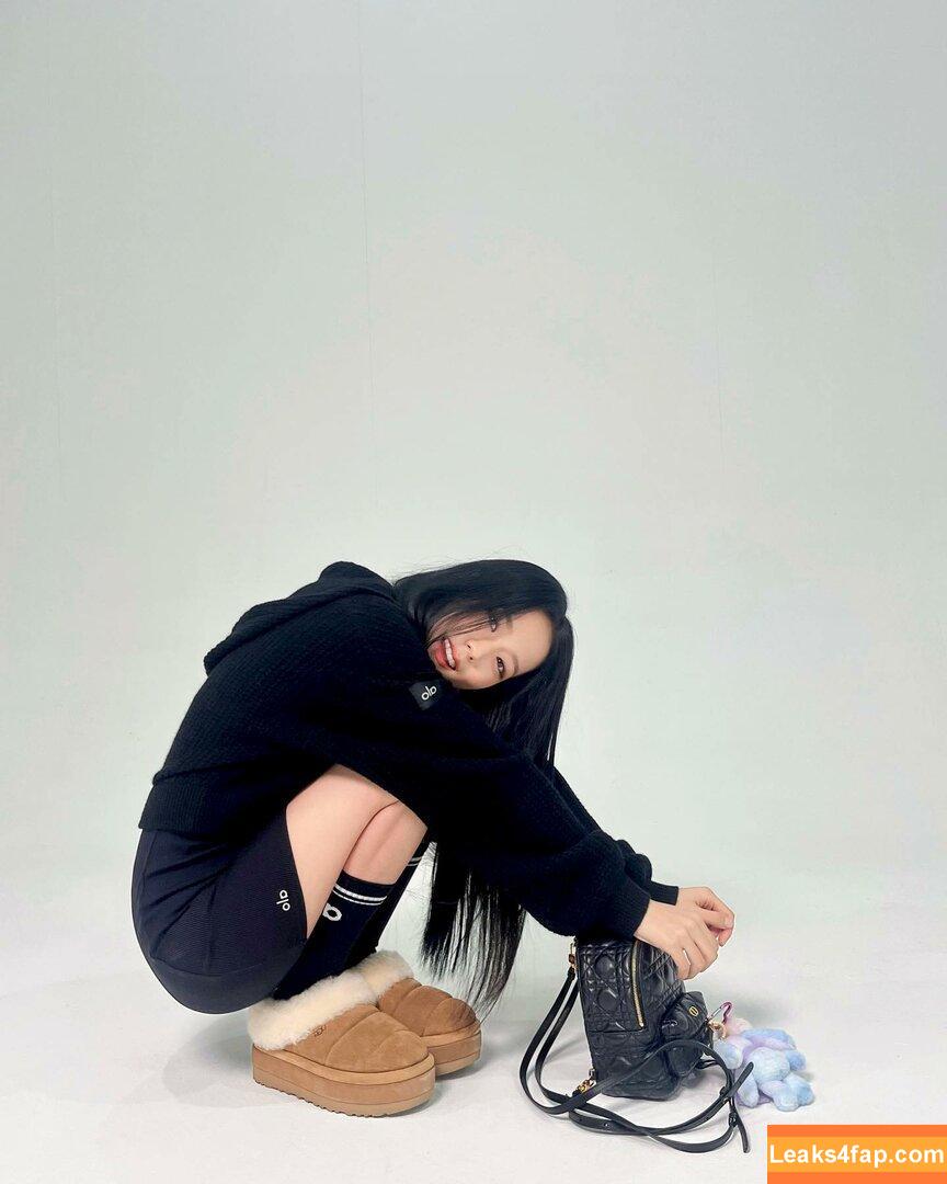 Jisoo / BLACKPINK / qenshizu / sooyaaa__ leaked photo photo #0346
