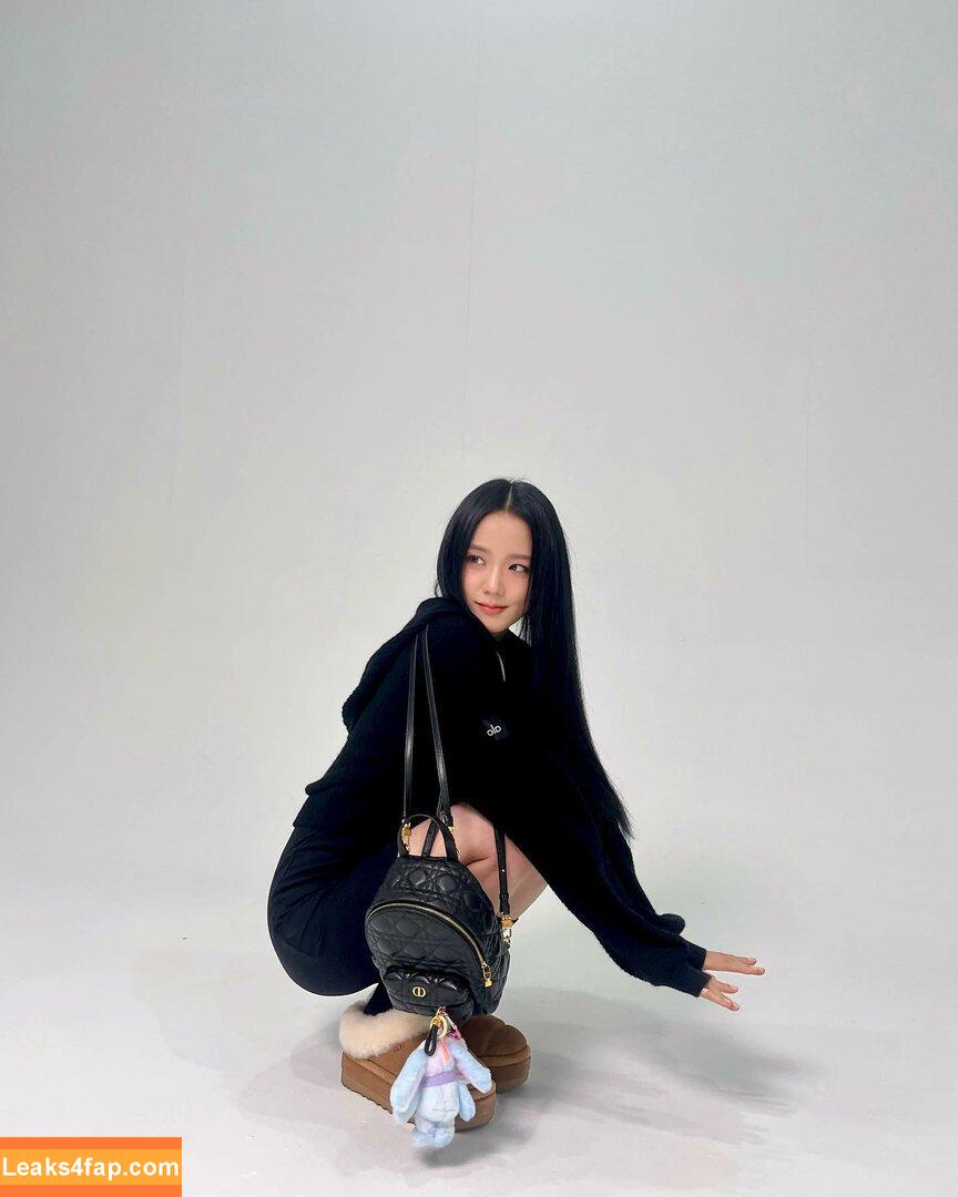Jisoo / BLACKPINK / qenshizu / sooyaaa__ leaked photo photo #0347