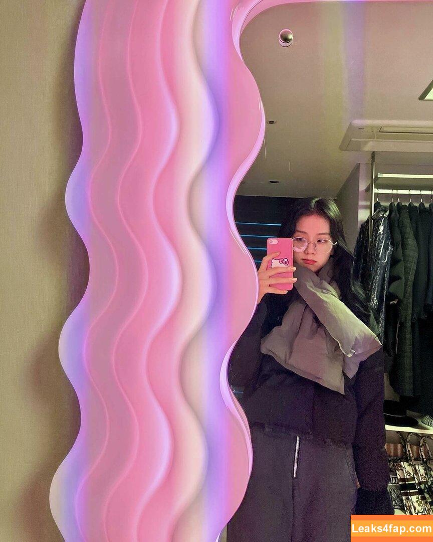 Jisoo / BLACKPINK / qenshizu / sooyaaa__ leaked photo photo #0395
