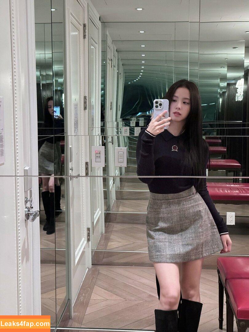 Jisoo / BLACKPINK / qenshizu / sooyaaa__ leaked photo photo #0685
