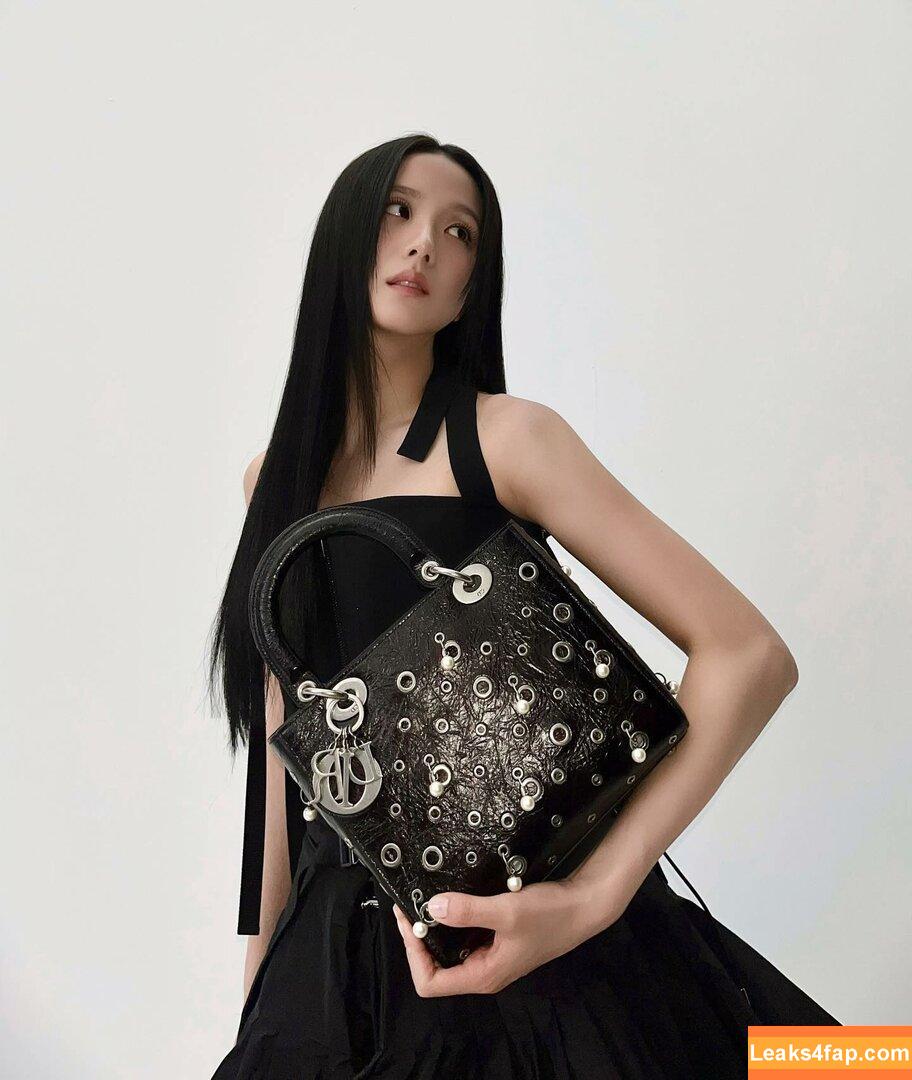 Jisoo / BLACKPINK / qenshizu / sooyaaa__ leaked photo photo #0707
