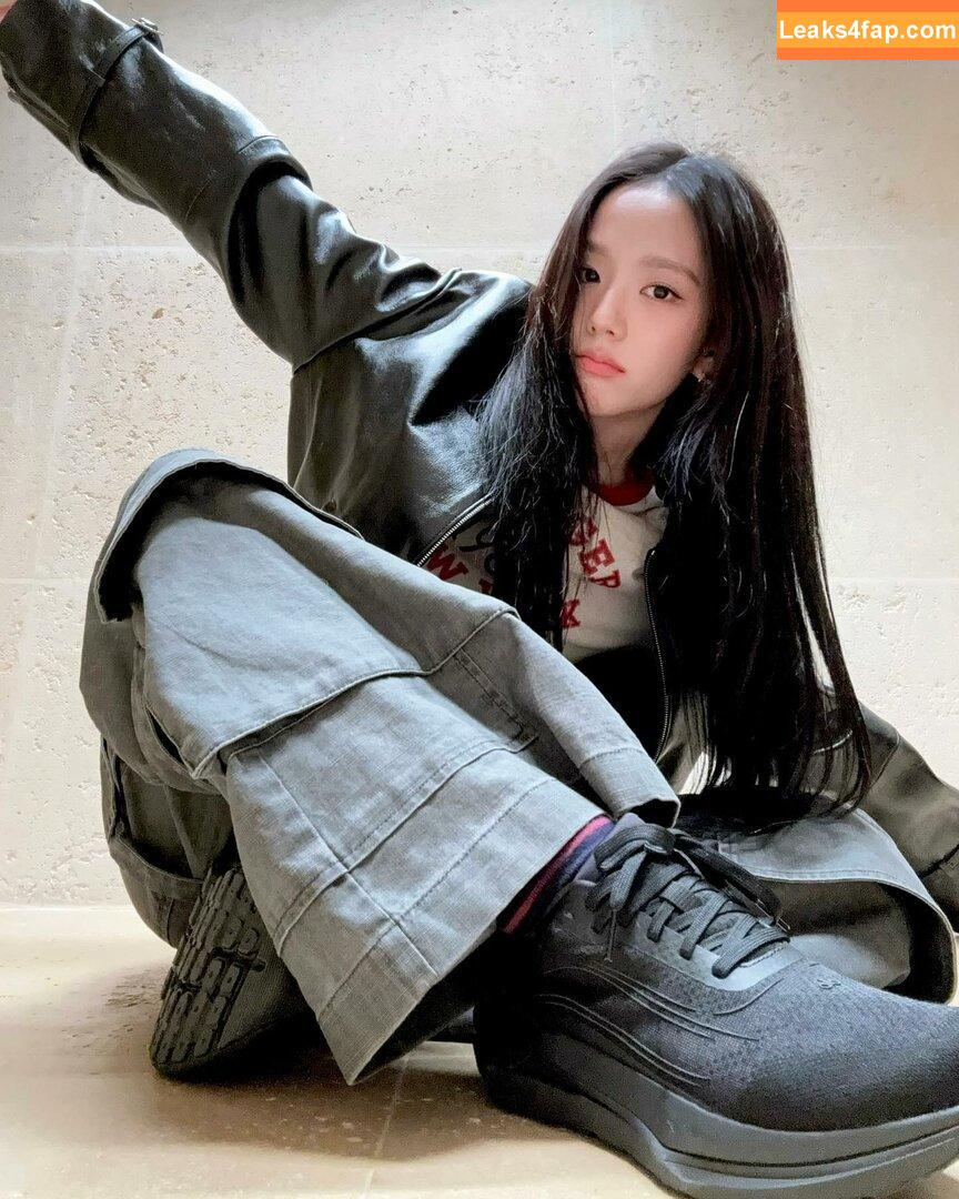 Jisoo / BLACKPINK / qenshizu / sooyaaa__ leaked photo photo #0756