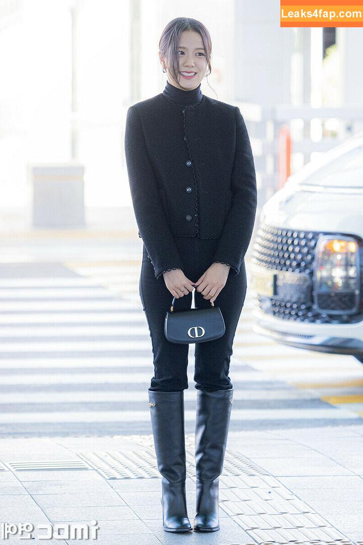 Jisoo / BLACKPINK / qenshizu / sooyaaa__ leaked photo photo #0768
