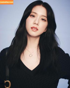 Jisoo photo #0002