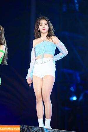 Jisoo photo #0030