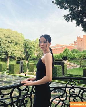 Jisoo photo #0046