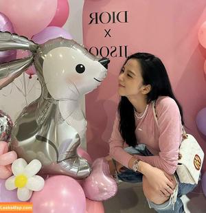 Jisoo photo #0057