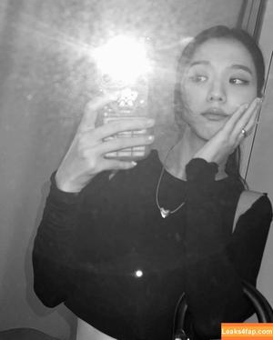 Jisoo photo #0061