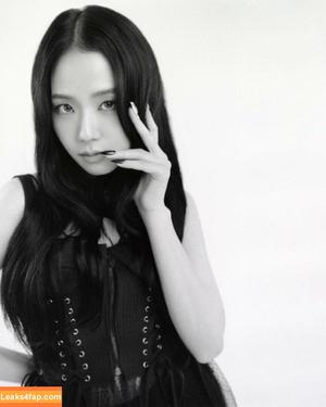 Jisoo photo #0065