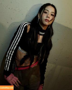 Jisoo photo #0089