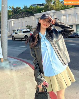Jisoo photo #0096