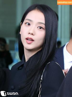 Jisoo photo #0121