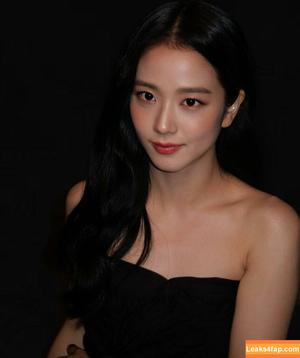 Jisoo photo #0140