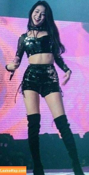 Jisoo photo #0172