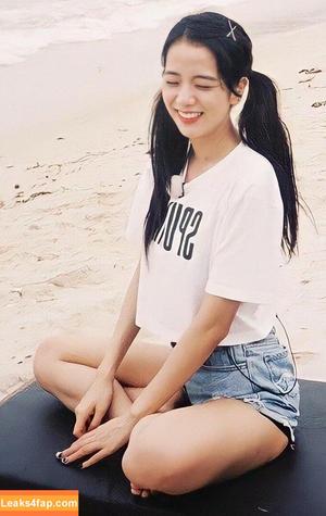 Jisoo photo #0177